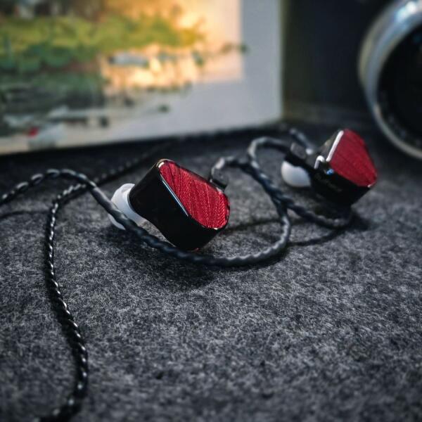 Truthear Zero: Red