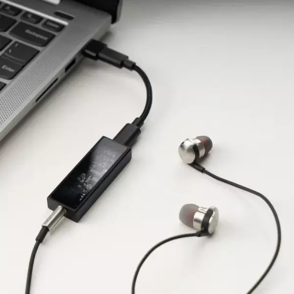 Questyle M12i Portable DAC-Amplifier