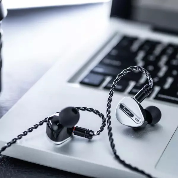 Kiwi Ears Airoso IEM Earphones