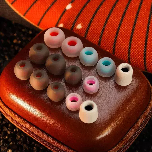 Juzear x Vivir Digital Fiesta IEM Earphones